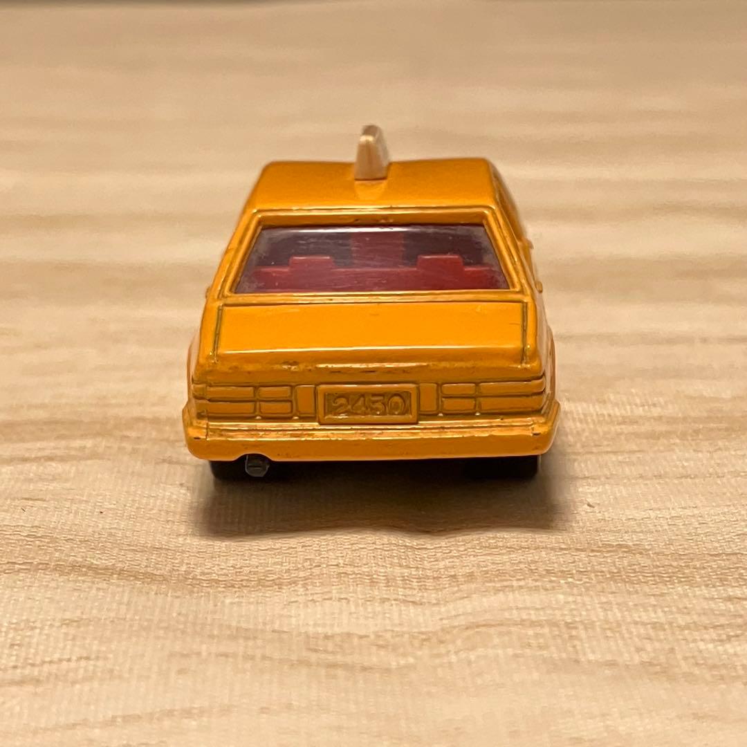 トミカ アウディ 5000 ターボ タクシー 666 No.F32 1/65