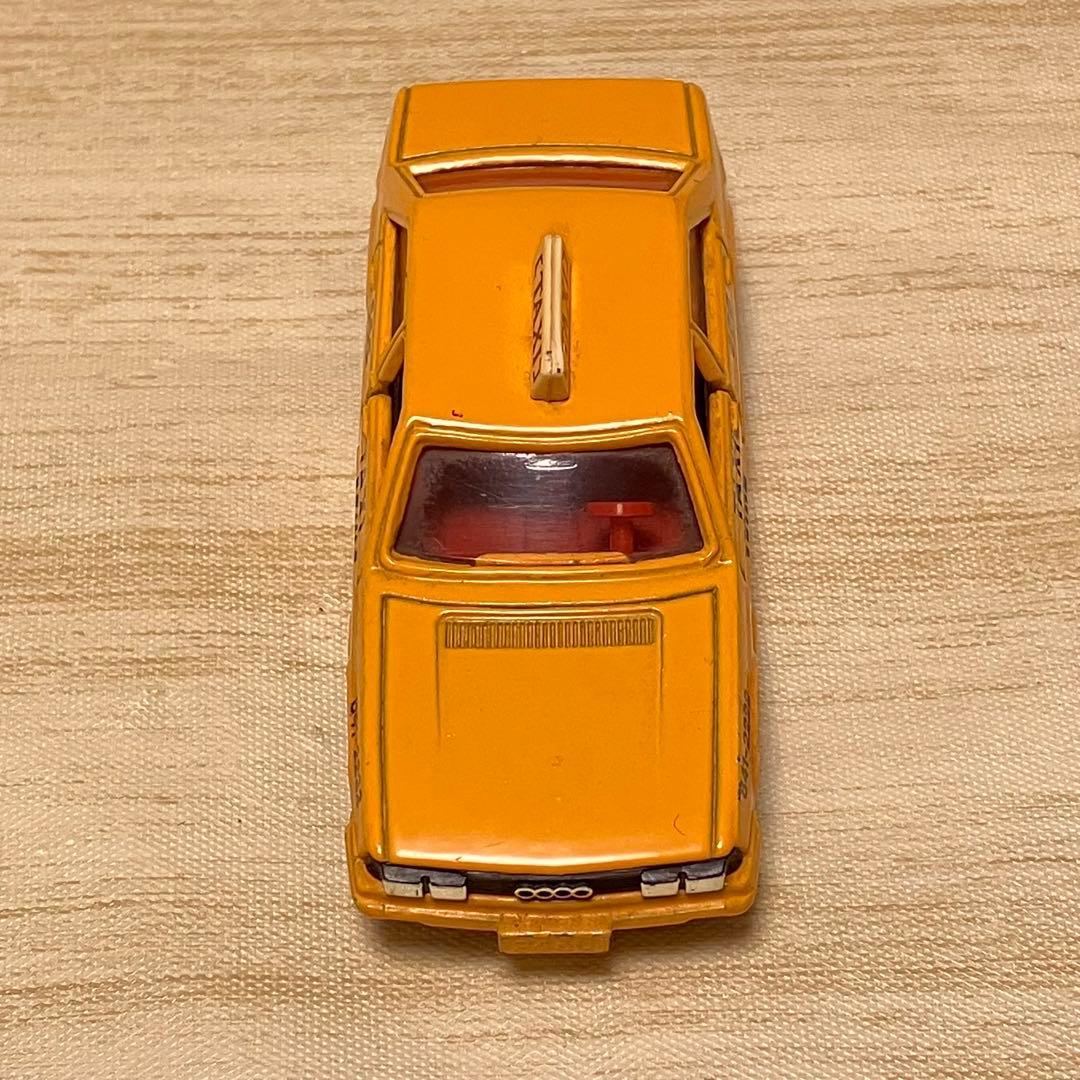 トミカ アウディ 5000 ターボ タクシー 666 No.F32 1/65
