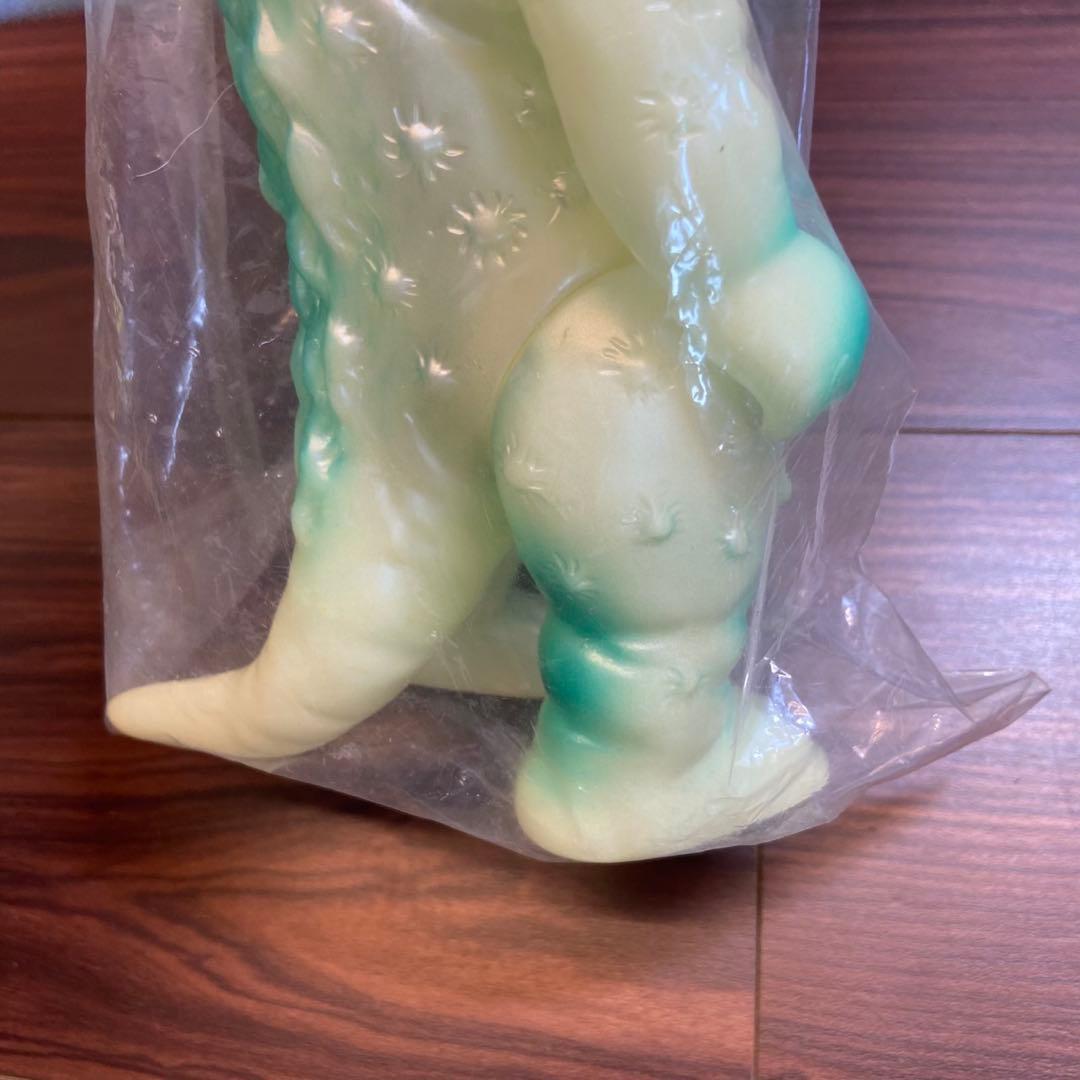 ブルマァク m１号 ミニラ 蓄光成型 新品未使用 5776