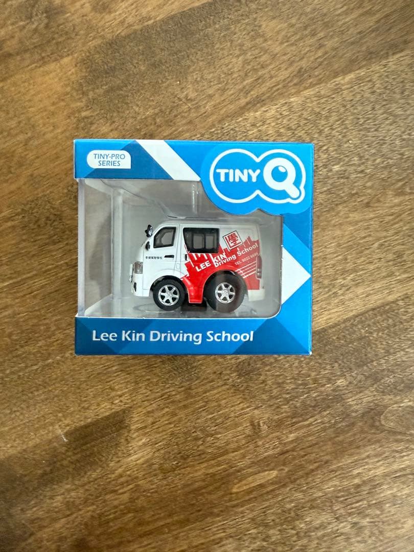 TinyQ チョロQ ハイエース14台セット ケースた付き