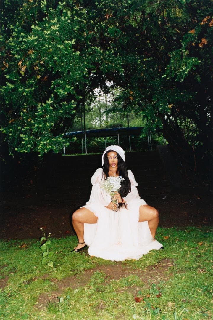 シザ レア洋書：INTERVIEW #561 SZA