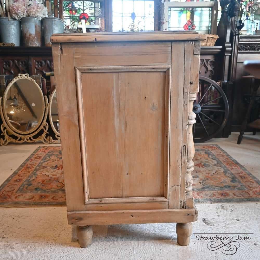 IFU-417 英国アンティーク パインチェスト 収納 チェスト キッチンボード