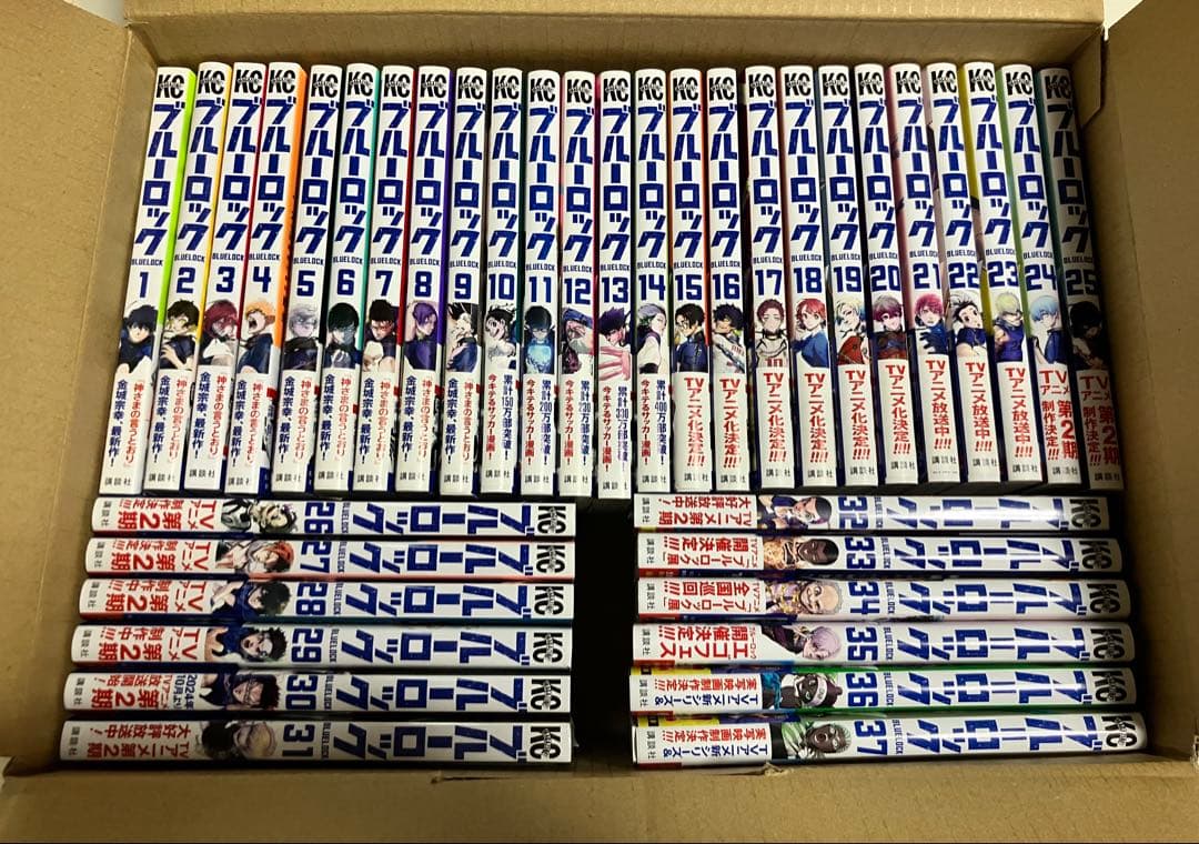 ※希少※ブルーロック1〜37巻 　　　　【全巻初版&帯付き】