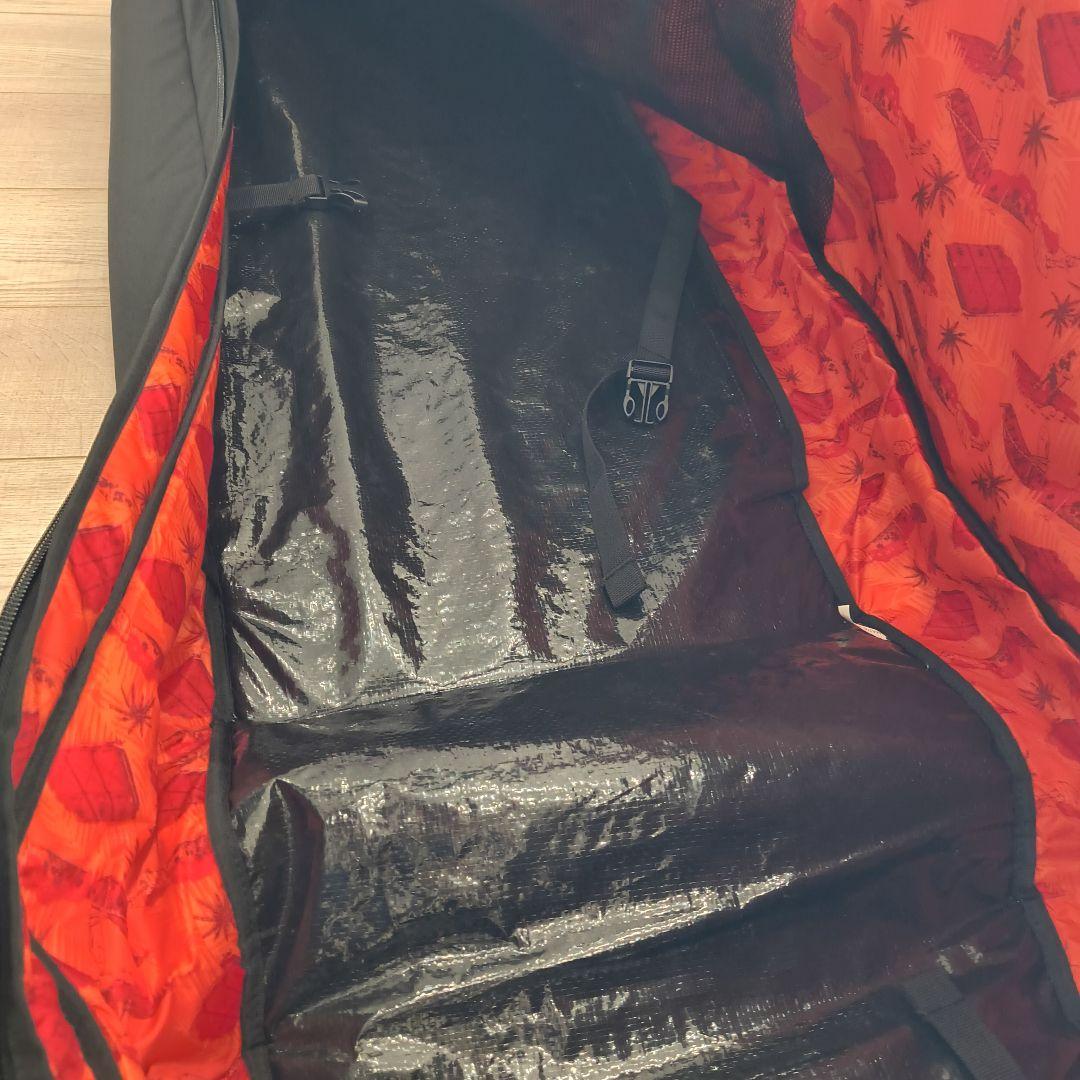 新品■LINEライン■スキーバッグ　ローラー付き