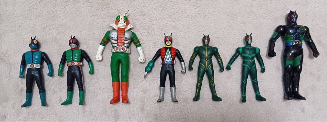 仮面ライダー 38体