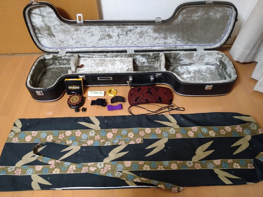 最終値下げ！練習用　サイレント　津軽三味線　ストラップピン付き