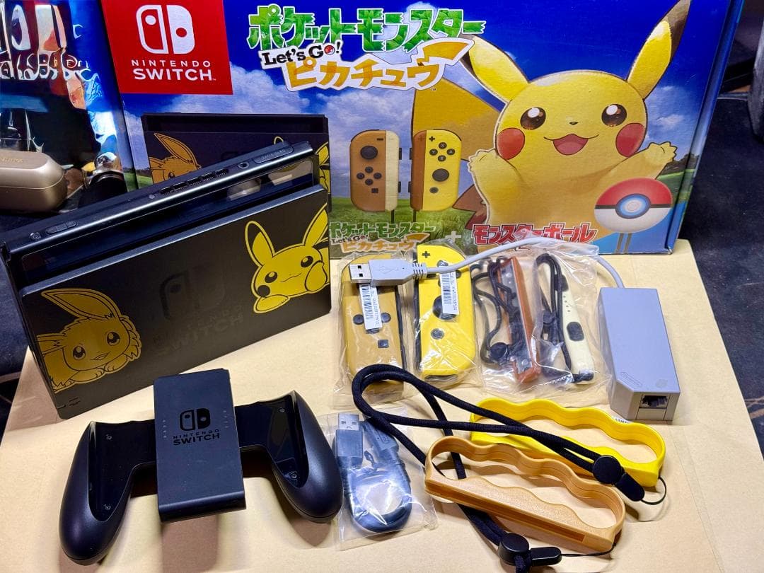 Nintendo Switch 本体 ポケットモンスター レッツゴーピカチュウ版