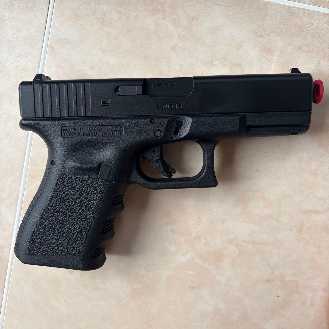 東京マルイ GLOCK 19 gen3 未使用品　未開封スペアマガジン付き