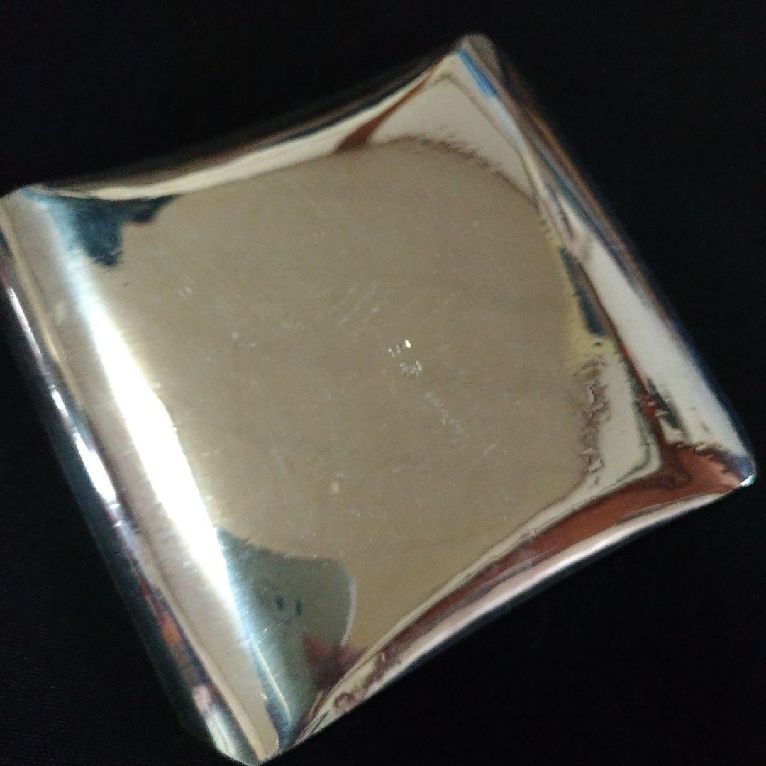 三越百貨店。銀製。シルバー製。お皿。鎚目模様。73.7g。中古品。