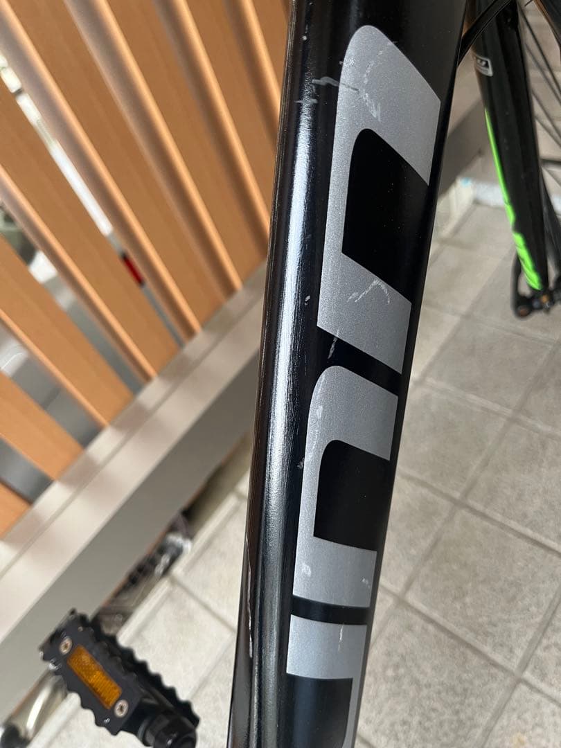 ロードバイク ブラック/グリーン