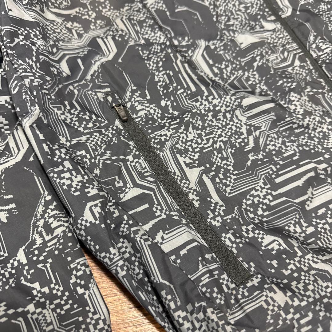 ナイキ　ランニング　NIKE running デジタル迷彩　ナイロンジャケット