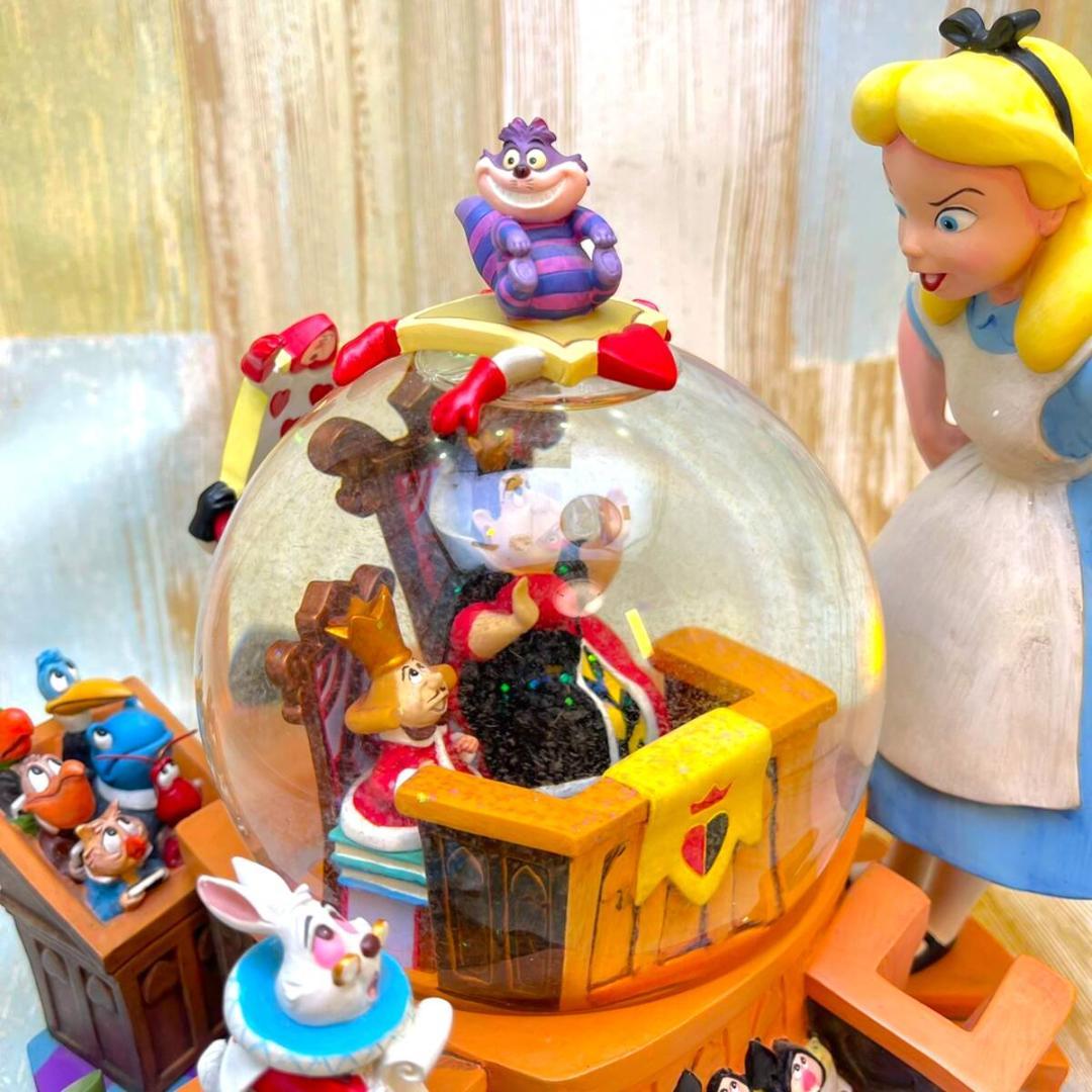 ふしぎの国のアリス フィギュア★スノーグローブ オルゴール