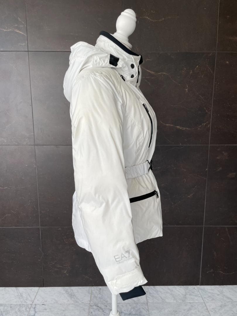 EMPORIO ARMANI M ホワイト スキー アウター レディース