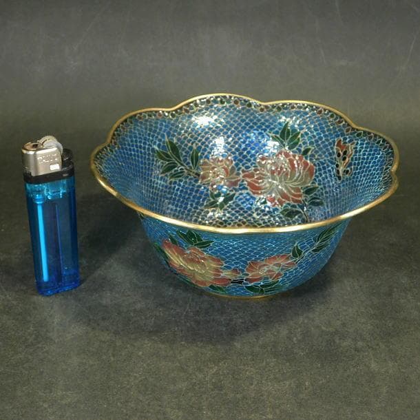 【中国古玩　唐物　透胎七宝　藍彩牡丹蝶紋　覆輪縁碗（茶碗）】№５