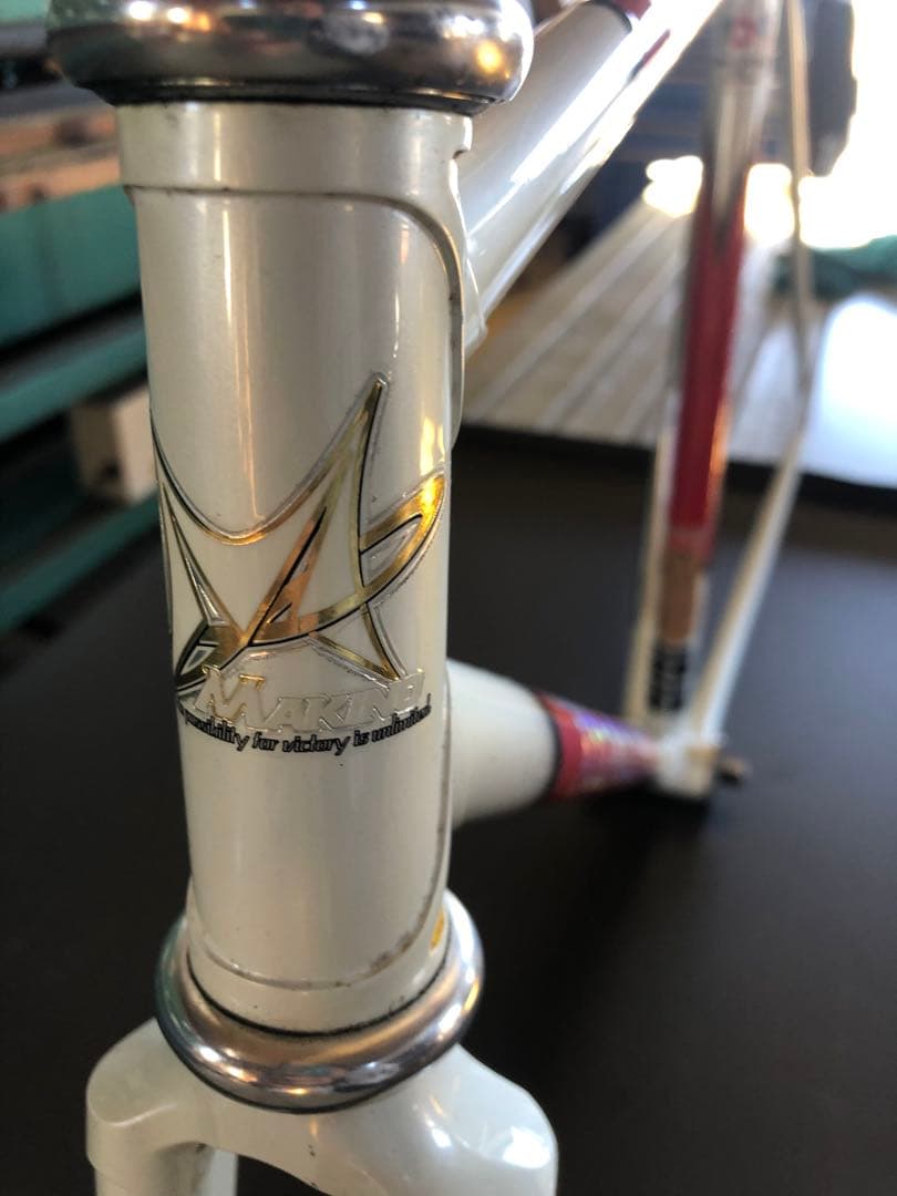 MAKINO マキノ　フレーム 競輪　njs刻印 bb有　凹みあり？