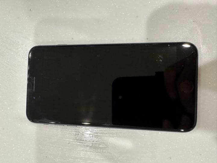 コンピュータ・IT iPhone7 plus 128GB