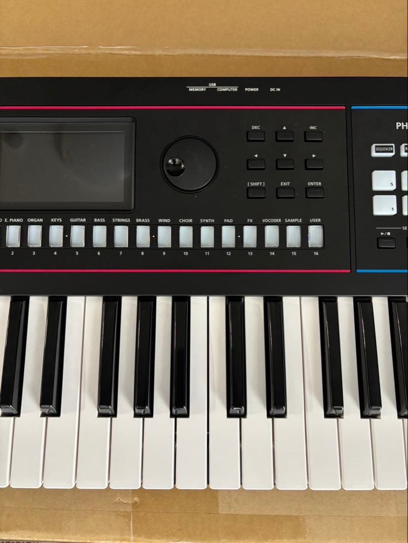 Roland JUNO-D6 ペダル・ヘッドホン・背負えるケース付き