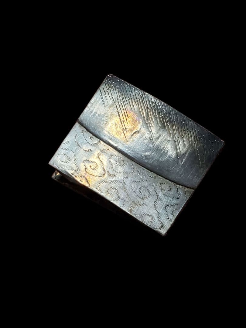 雲の彫刻が見事な銀着せ二重はばき　　時代物