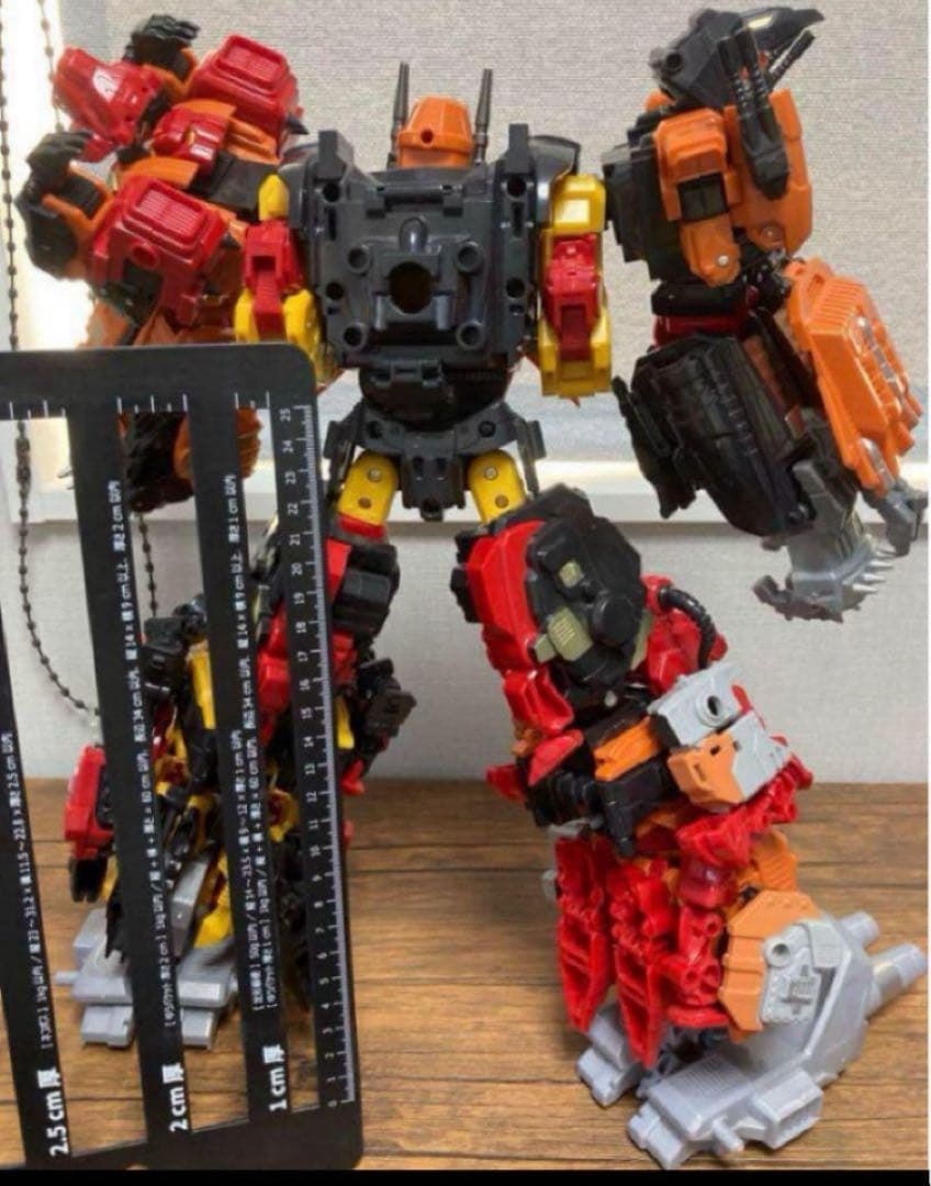 非正規 トランスフォーマー プレダキング風　巨大サイズ