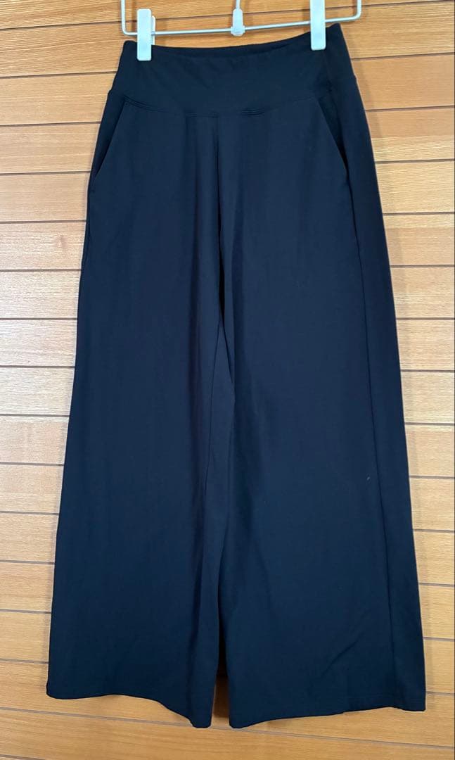 アンダールandar Airywin 裏起毛マキシワイドレギンス ブラックL