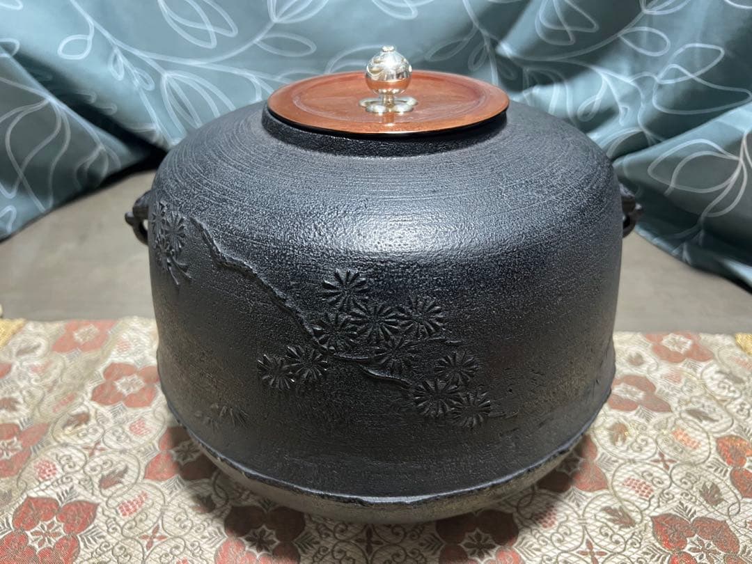 新品 尻張釜 唐松地紋 十二代和田美之助 茶釜