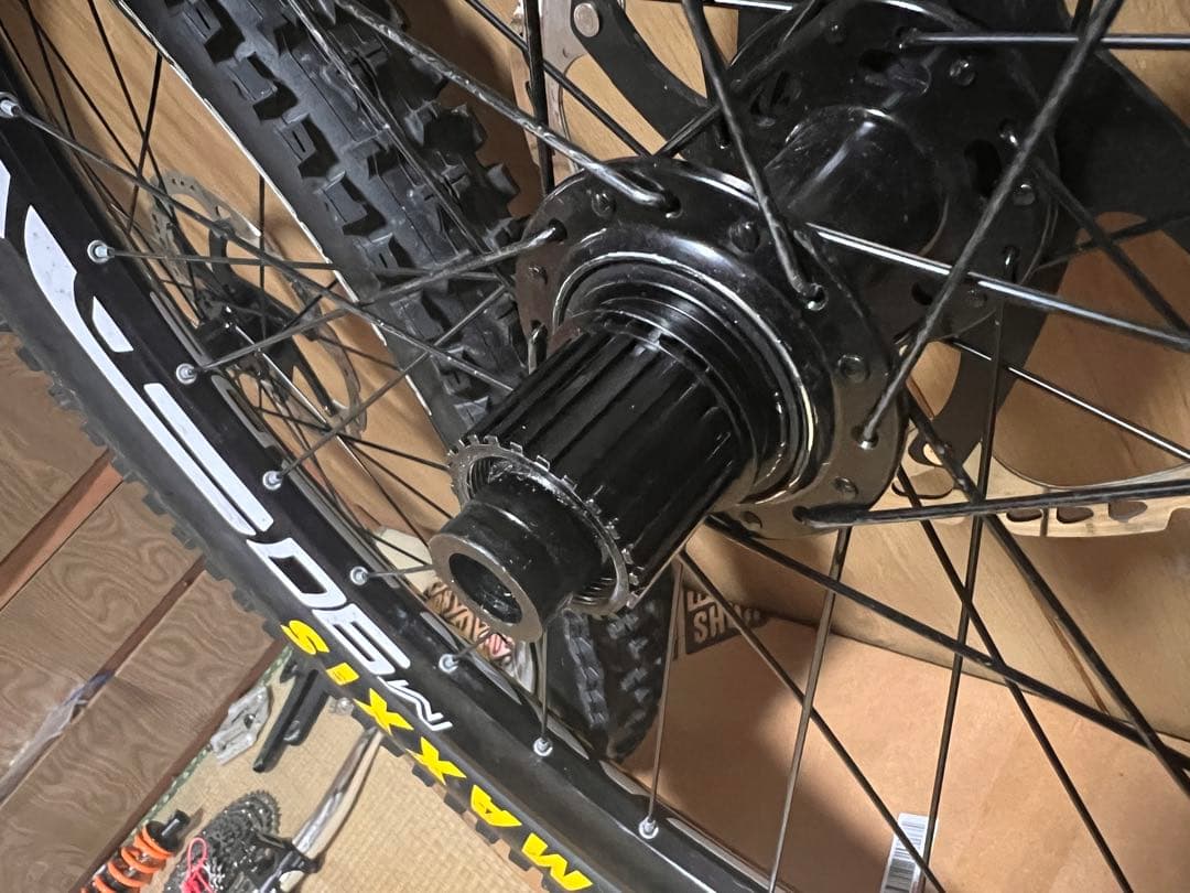 MAXXIS REKON+27.5タイヤ& WTBホイール シマノRT86セット