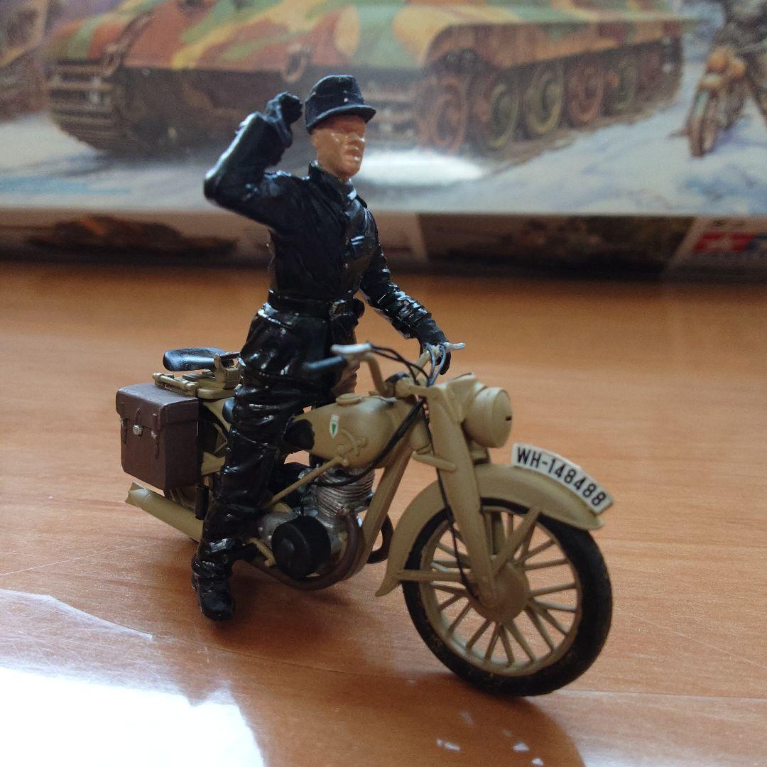TAMIYA 1/35 KING TIGER オートバイ付【完成品】