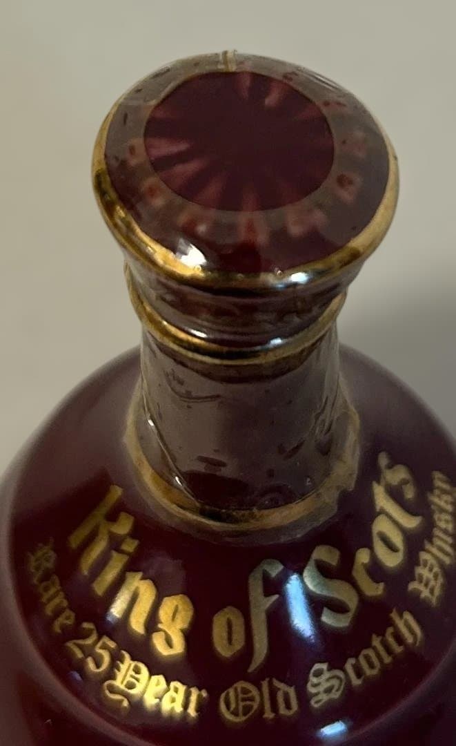 ホワイト&マッカイ 21年２本キングオブスコッツ 25年 １本