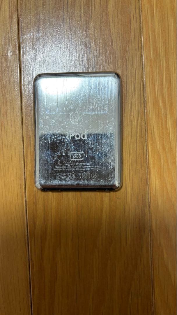 動作品　Apple iPod Classic 8GB