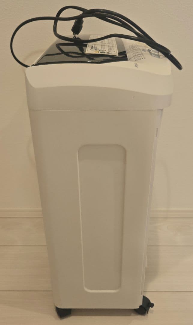 【匿名配送】アイリスオーヤマ シュレッダー AFS100C ホワイト