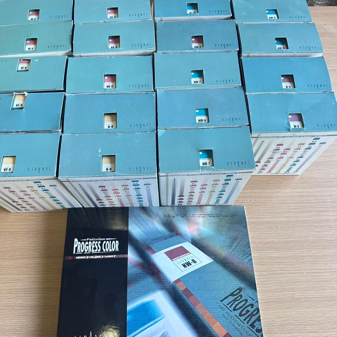 やじろべい イゴラ ロイヤル　カラー剤 126本　サナビ228本