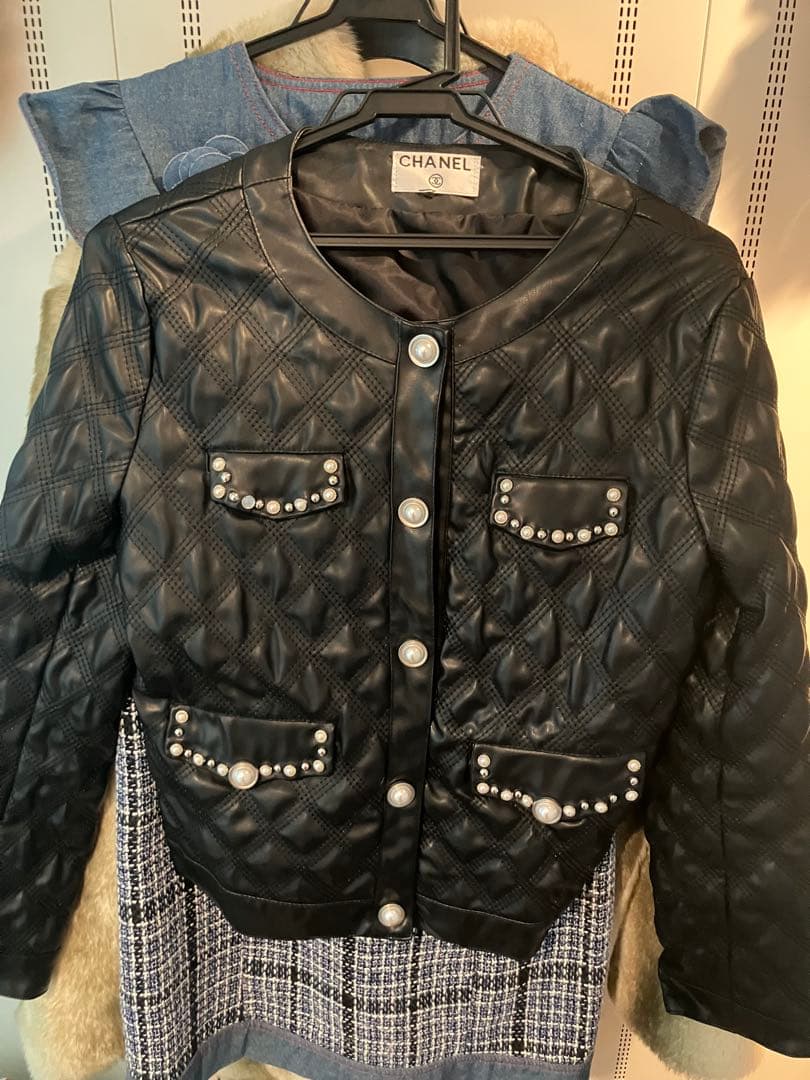 ライダース　中綿　CHANEL ノベルティ　ジャケット　右ポケ上パール一個無し
