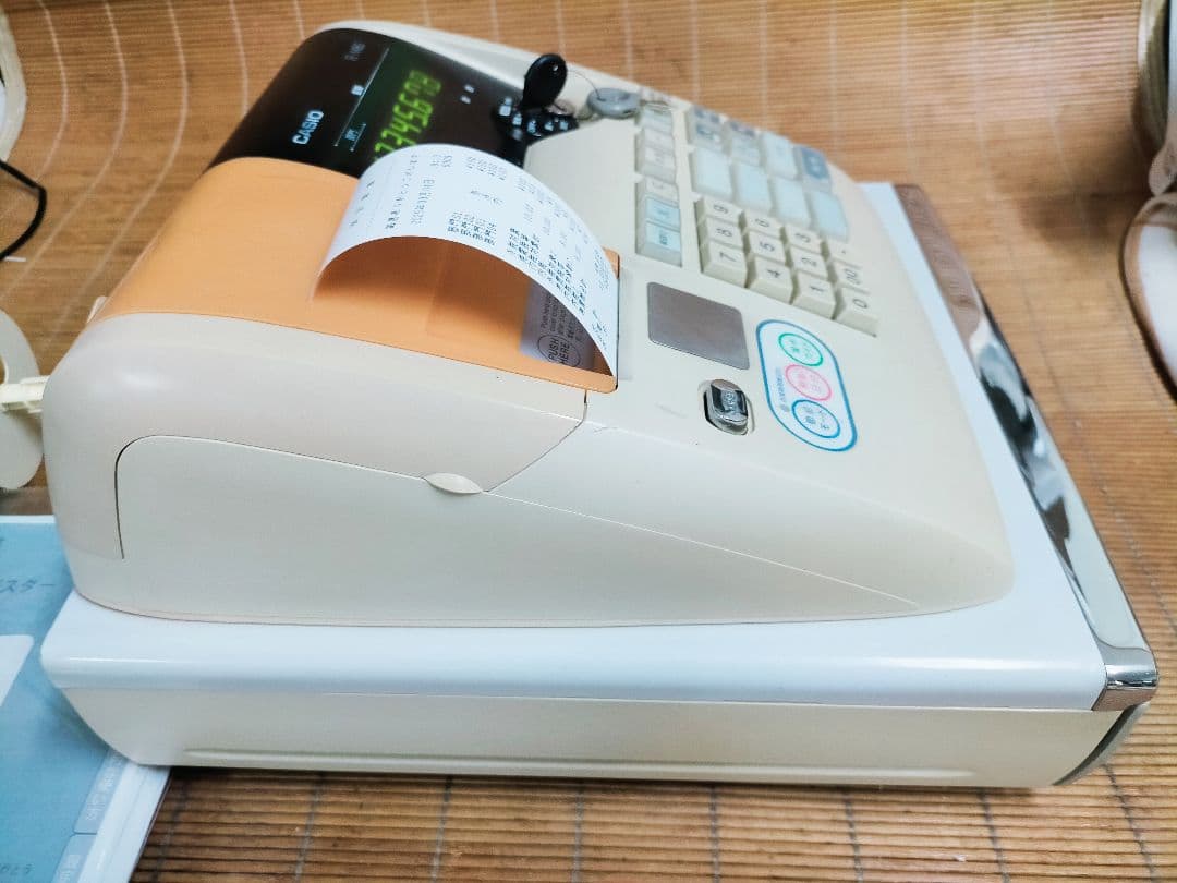 カシオレジスター　TE-M80　中古品　人気機種感熱紙　送料無料　706806
