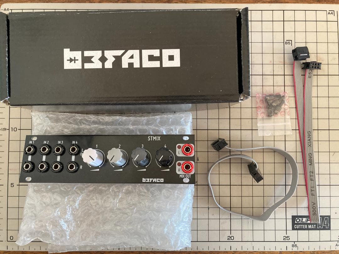 鍵盤楽器 Befaco 1U STMix