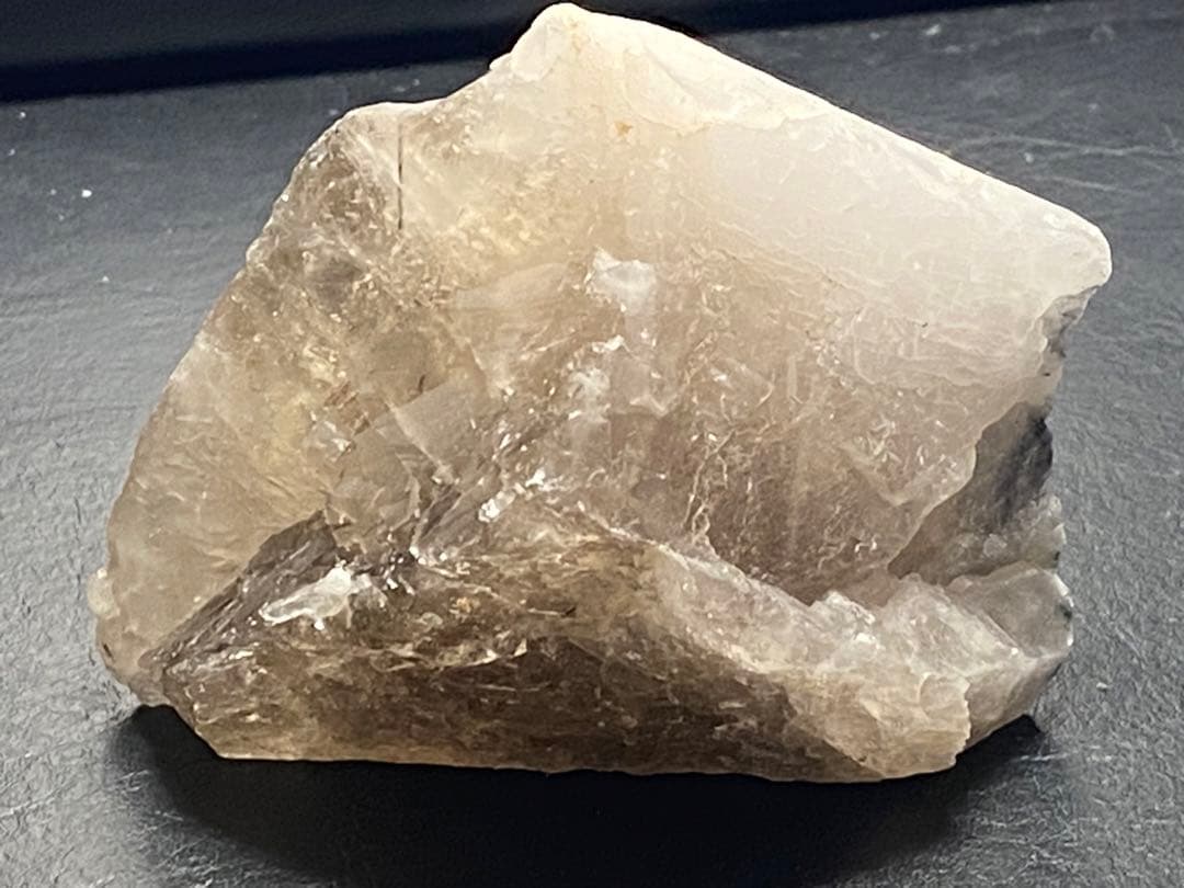 ザギ水晶　ザギマウンテンクォーツ　226g