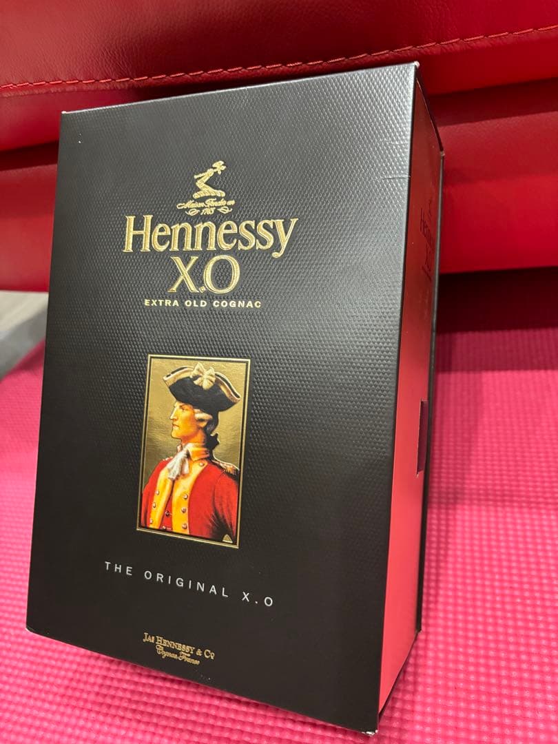 未開封 Hennessy ❣️クリアボトルXO 黒キャップ　ギフトボックス