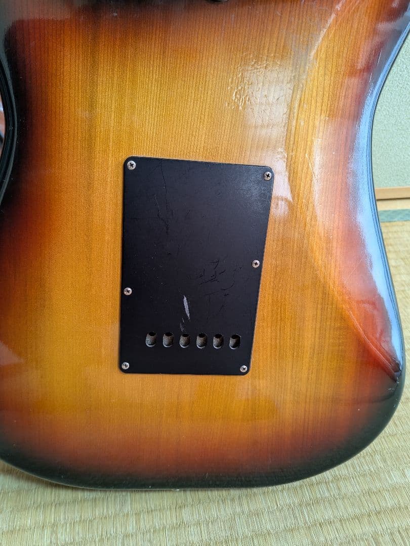 FERNANDES　エレキギター サンバースト ケース付き