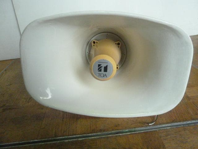 【中古】TOA 車載用 ホーンスピーカー SC-730A 30W 車載用 拡声器