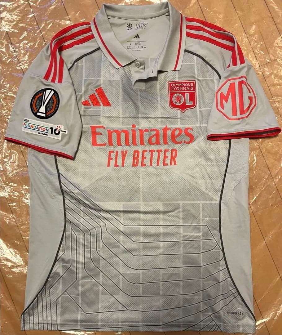 【オリンピック・リヨン】マーティン・サトリアーノ 実使用&サイン入りユニフォーム