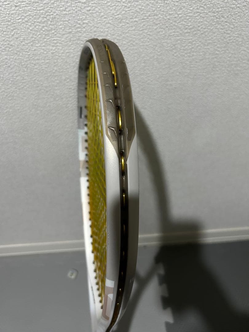 テニストピア　YONEX VCORE 100 サンドベージュ