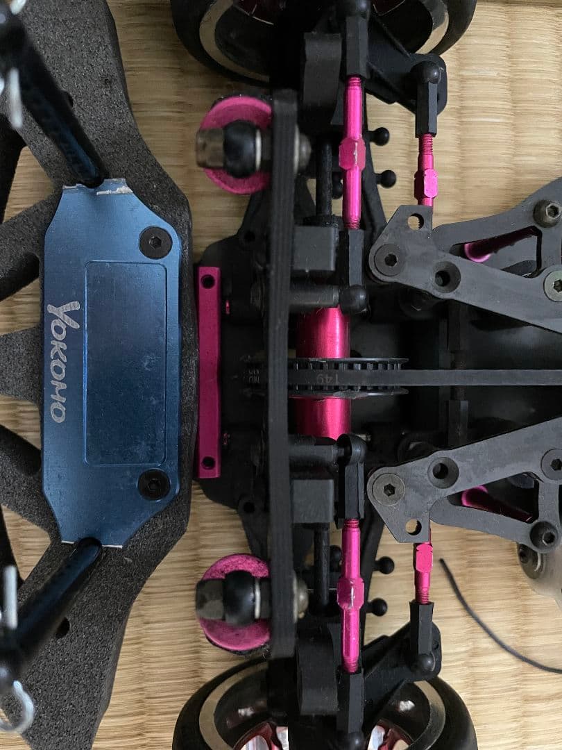 ヨコモ 1/10 ラジコン シャーシオプション大量　土屋圭市