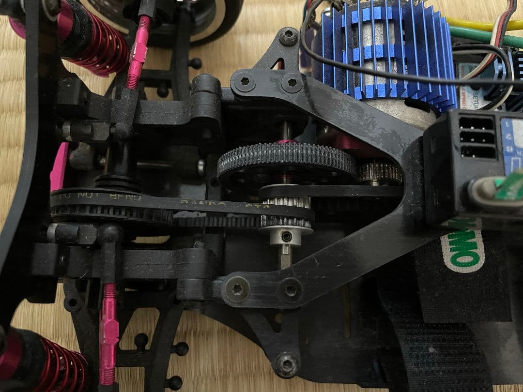 ヨコモ 1/10 ラジコン シャーシオプション大量　土屋圭市