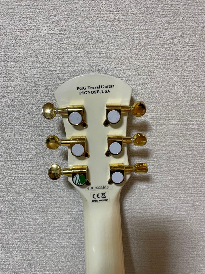 Pignose Guitar ホワイト　ピグノーズギター