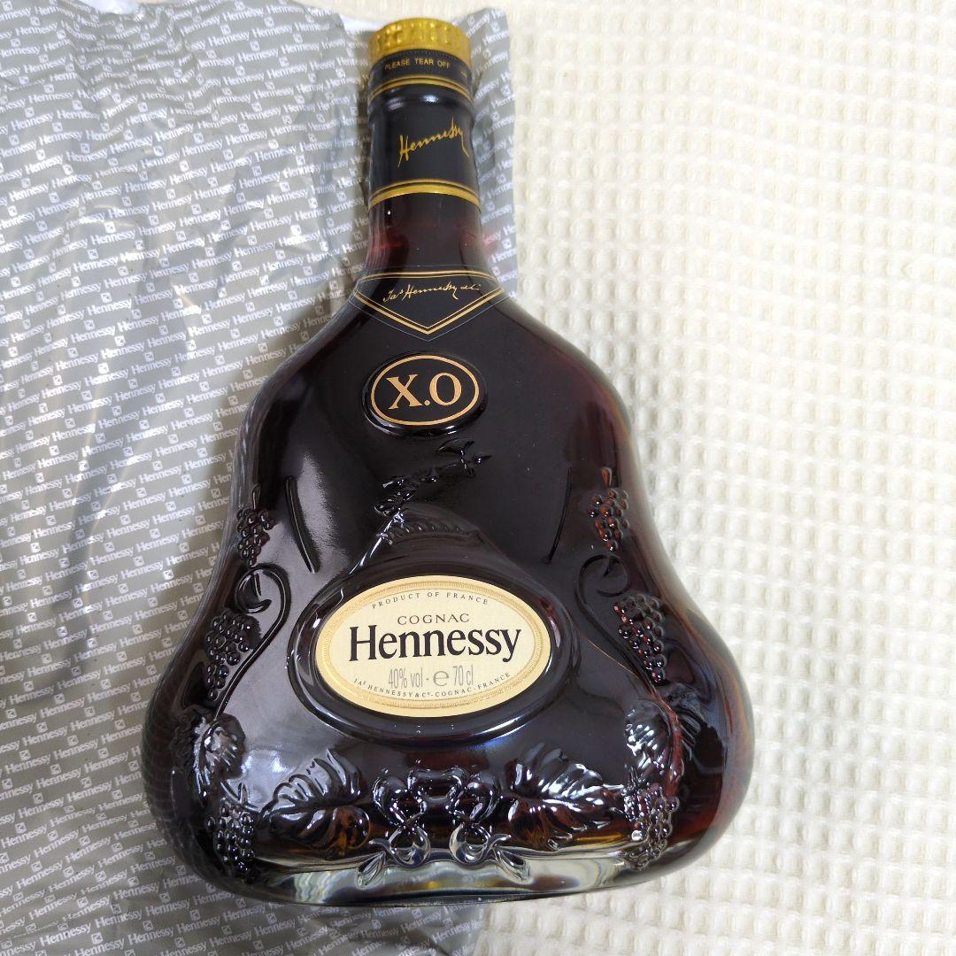 【未開栓】ヘネシーXO 700ml　コニャック金キャップ　箱付き