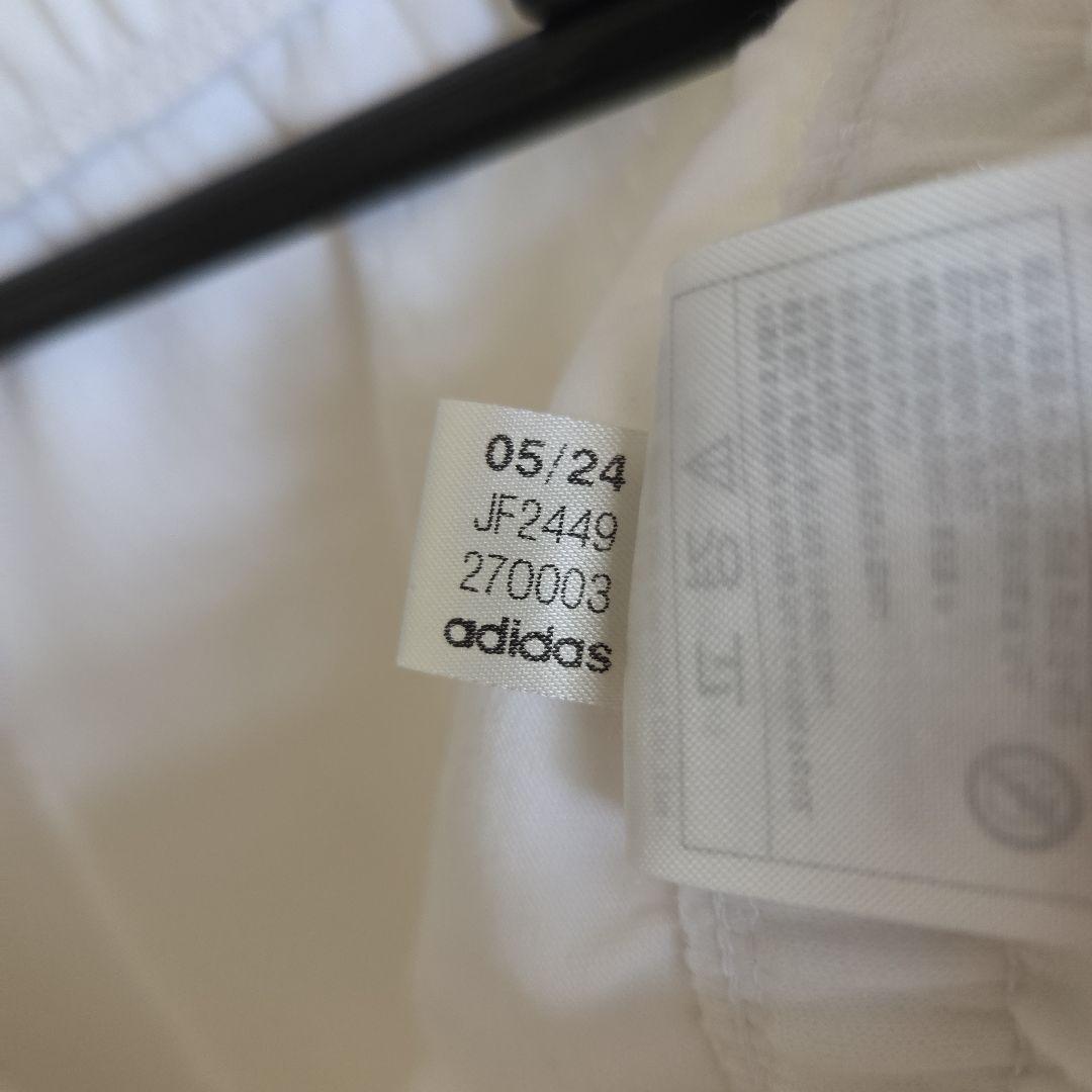 SALE♥️adidas　パーカーセットアップ Lサイズ　ホワイト/ブラック