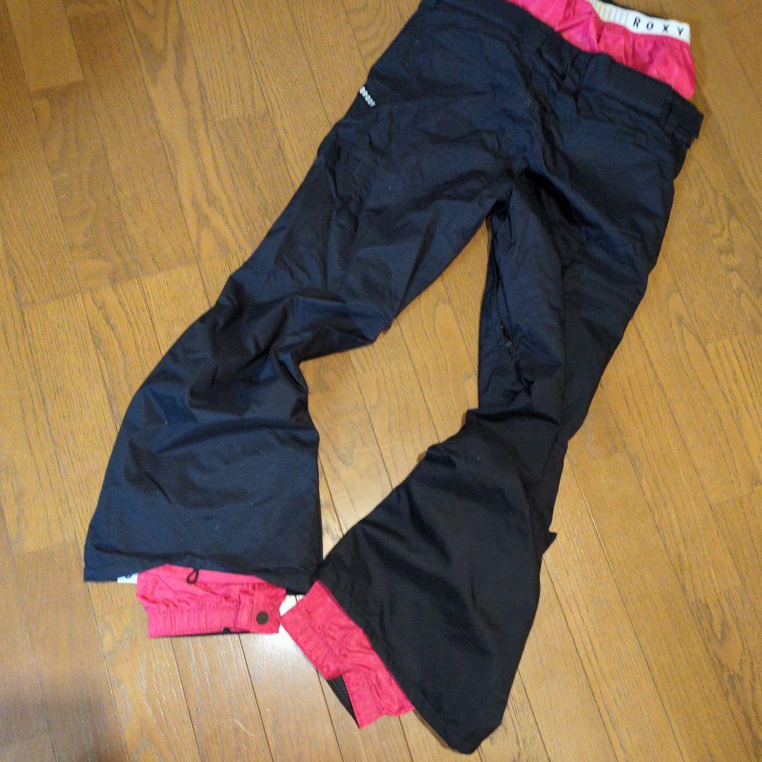【美品】ROXY　スノボウェア　上下セット　総柄　花柄　ブラック　Ｓ