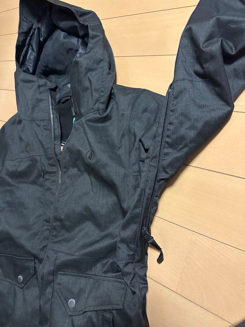 スノーボード ウエア レディース volcom size M ブラック
