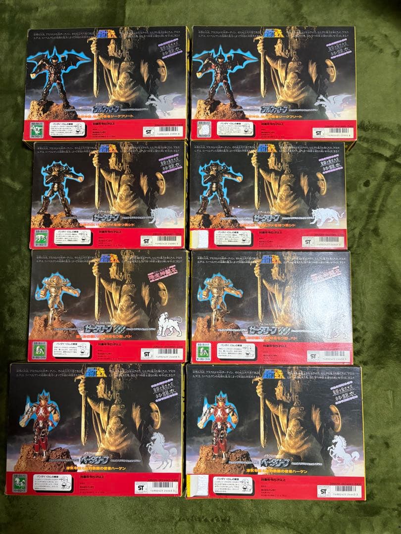 聖闘士聖衣大系　当時物　神闘士8種各2個計16個セット【開封使用品】欠品あり