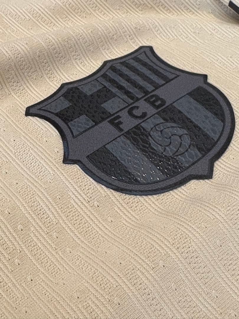 正規品 中古 極美品 オーセン バルセロナ 25/26 アウェイ ヤマル M