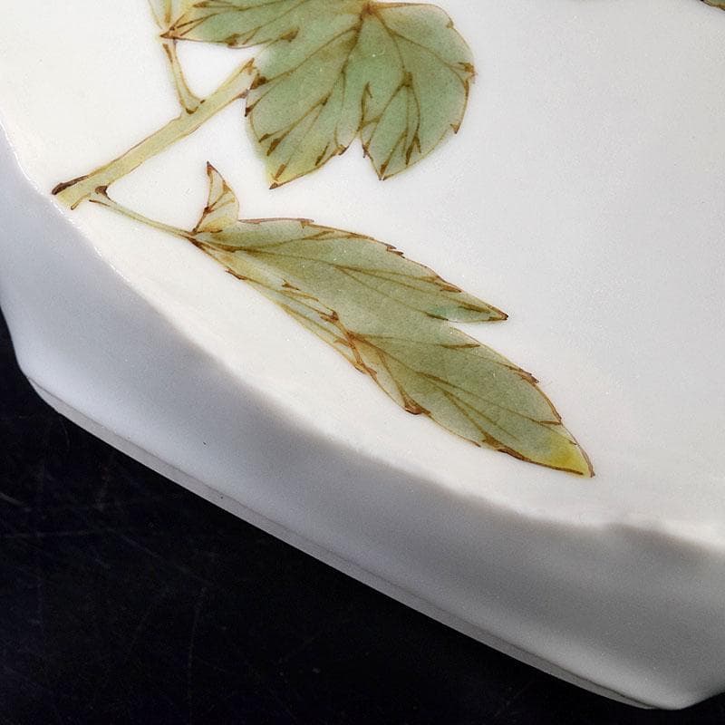 九谷焼　山田義明作　色絵　花文　小壷　共箱　M　R8949